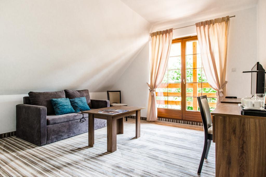 Hotel Przy Dworze Leśna Podlaska Rum bild